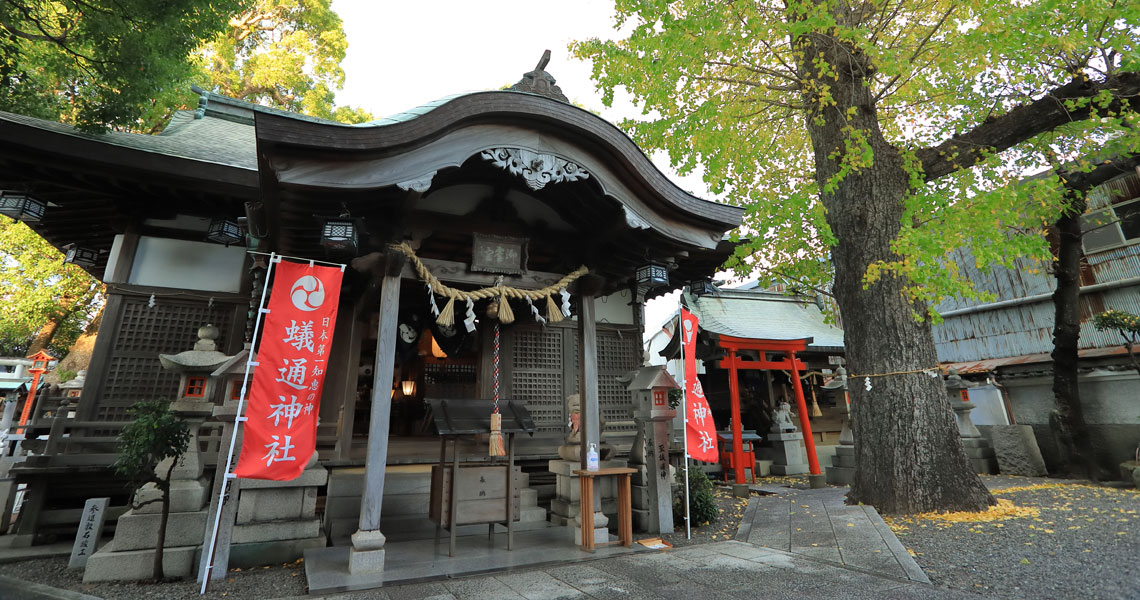 神社 