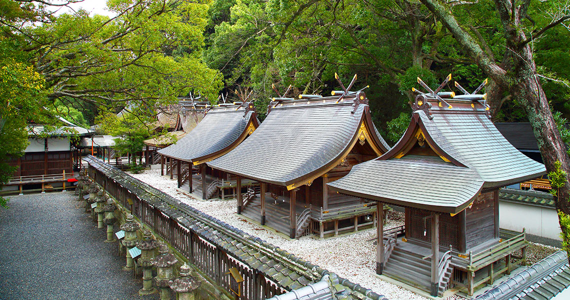 鬪雞神社　社殿